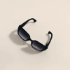 Black sunglasses, fashionable polarized sunglasses, UV protection, large frame, suitable for both women and men details Picture